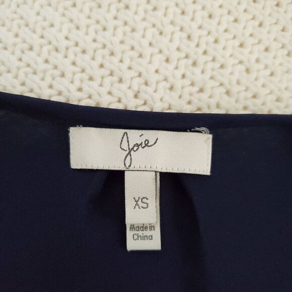 Joie Venicia Pocket-Front Silk Blouse size XS in Navy - Picture 11 of 13